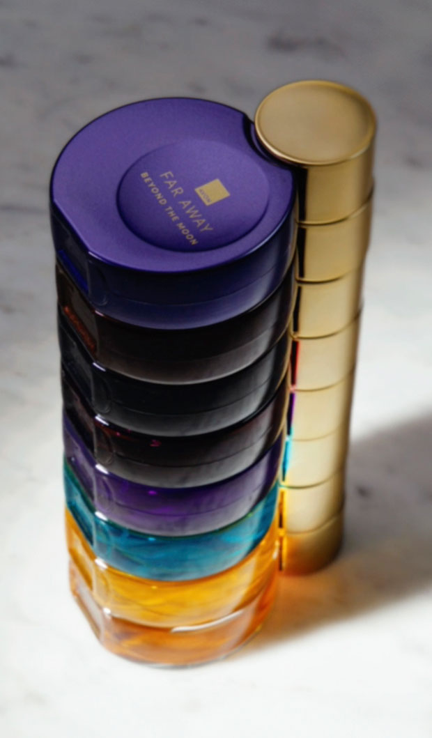 STACKABLE & EASIER TO RECYCLE